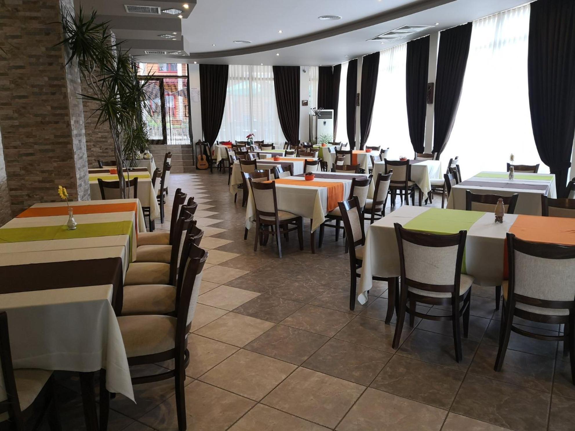 Jack Family Hotel Stara Zagora Buitenkant foto